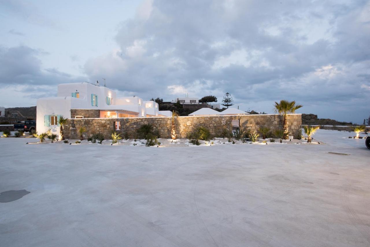 Tiffanys Villas Mykonos Town Exterior photo